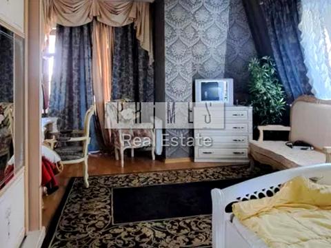дом по адресу Валовая ул., 10