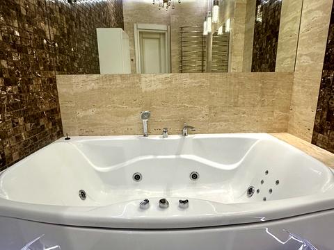 квартира по адресу Андрея Верхогляда ул. (Михайла Драгомирова), 9