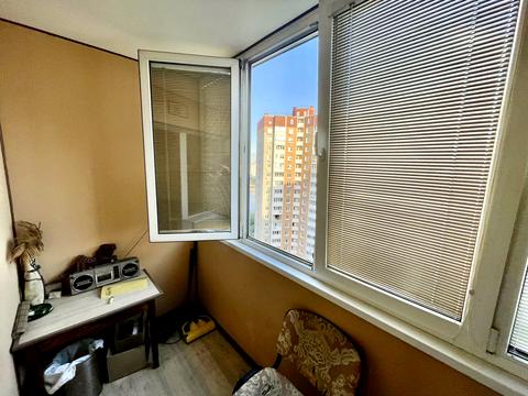 квартира за адресою Київ, Драгоманова вул., 1-К