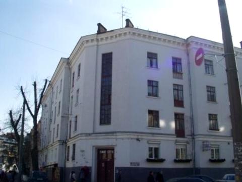 коммерческая по адресу Оболонская ул., 39