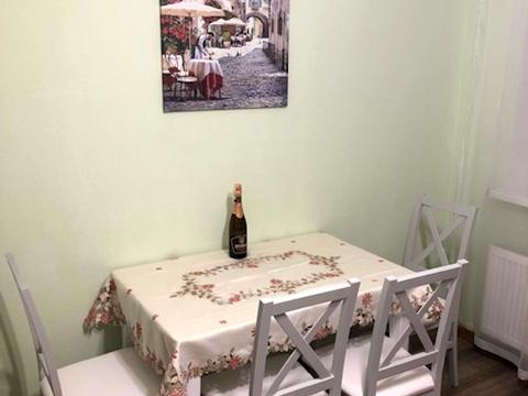 квартира за адресою Любомира Гузара просп. (Космонавта Комарова), 46-Б