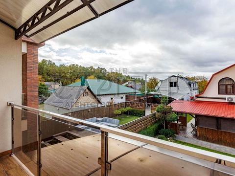 будинок за адресою Квитки Цісик