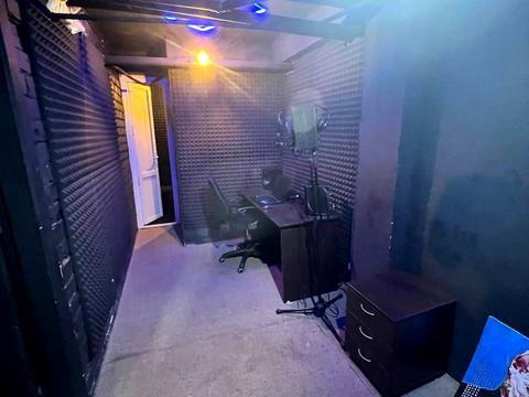 комерційна за адресою Набережна Заводська вул., 7