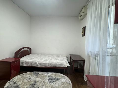 квартира за адресою Володимира Великого вул., 10