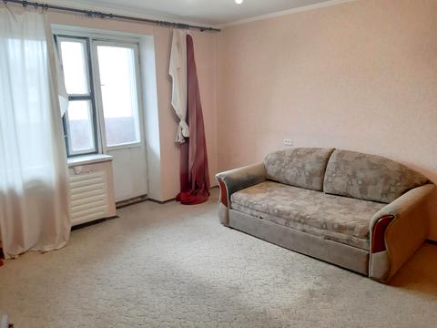 квартира за адресою Романа Шухевича просп. (Генерала Ватутіна), 24