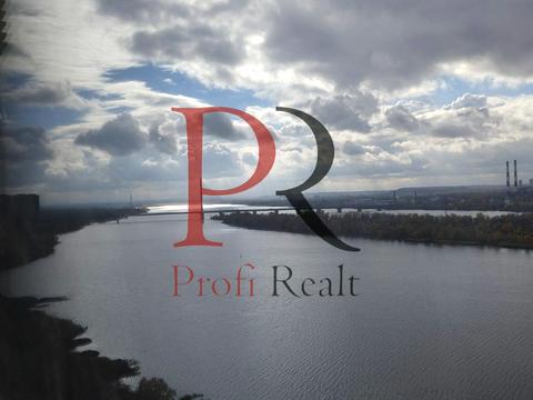 квартира за адресою Причальна вул., 1