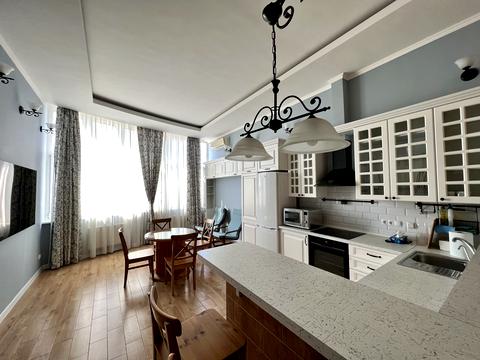 квартира за адресою Композитора Мейтуса вул., 4-А