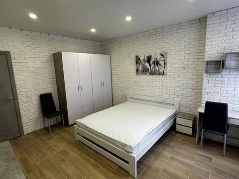 квартира за адресою Київ, Федора Ернста вул., 16-А