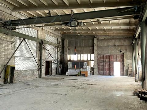 комерційна за адресою Батумська вул., 12