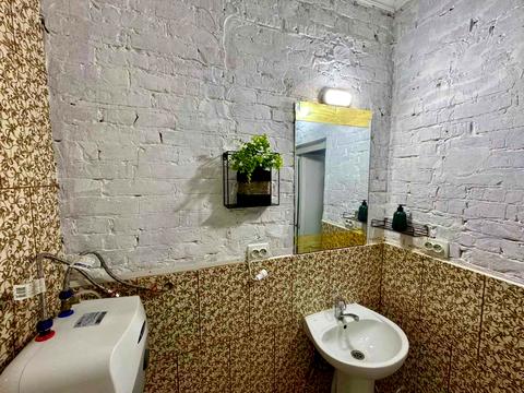 комерційна за адресою Прорізна вул., 13