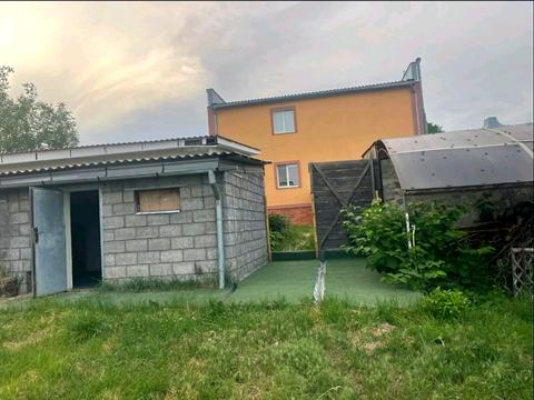будинок за адресою центральна