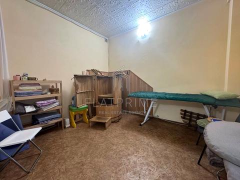 комерційна за адресою Миру просп., 17г/4