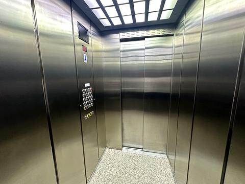квартира за адресою Мирослава Мисли вул. (Цілиноградська), 58а