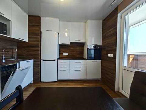 квартира за адресою Сергія Данченка вул., 28-Б