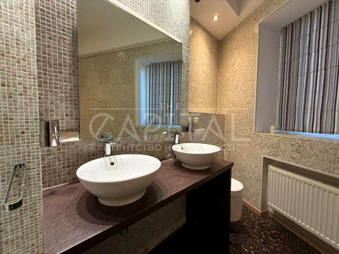 будинок за адресою смт. Козин, Миру вул.