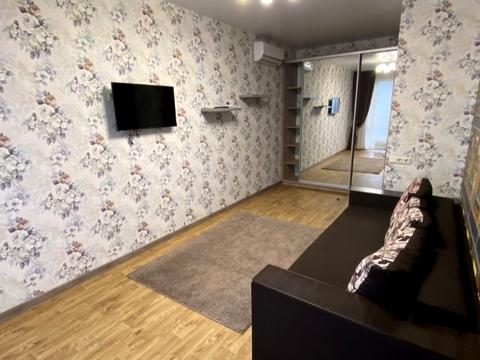 квартира по адресу Единства ул., 2