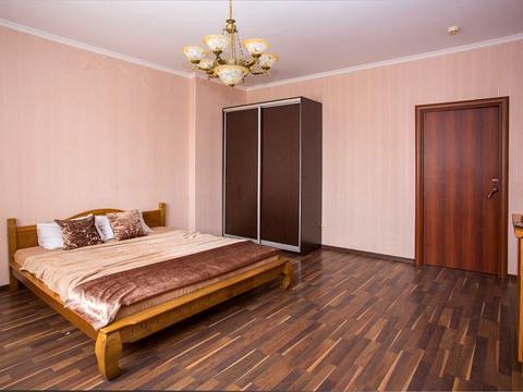 квартира по адресу Александра Мишуги ул., 8