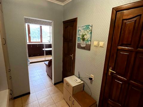 квартира за адресою Лариси Руденко вул., 5