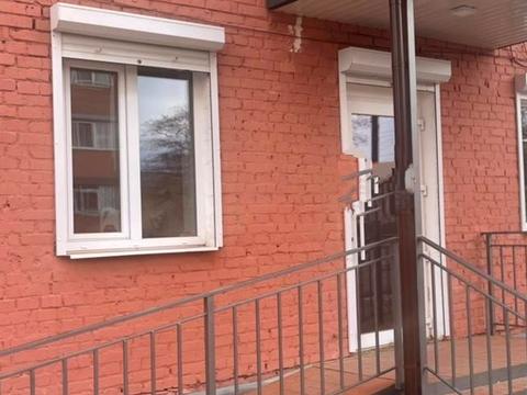 комерційна за адресою Хворостянка вул. (Праці)