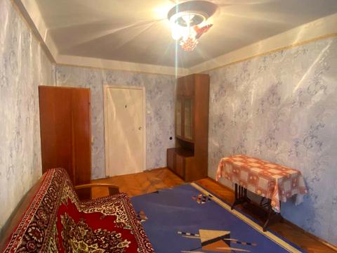 квартира за адресою Ореста Левицького вул. (Академіка Курчатова), 17