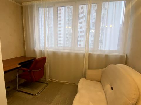 квартира по адресу Миколы Бажана просп., 10