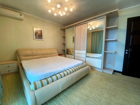 квартира за адресою Дніпровська набережна вул., 1-А