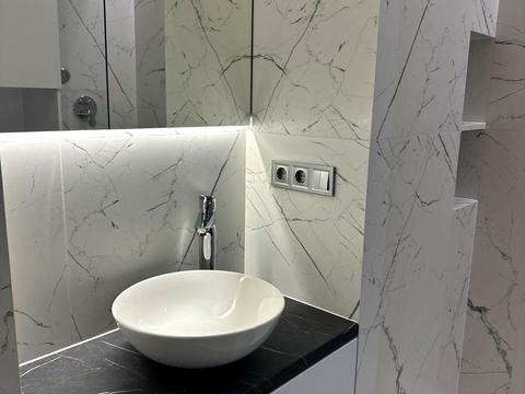 квартира за адресою Дніпровська набережна вул., 16-Г