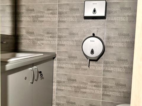 комерційна за адресою Ломоносова, 40