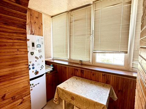 квартира за адресою Червоної Калини просп. (Володимира Маяковського), 14-А