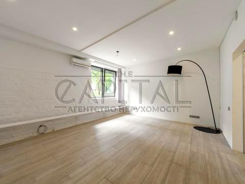 коммерческая по адресу Джона Маккейна ул. (Кудри Ивана), 10