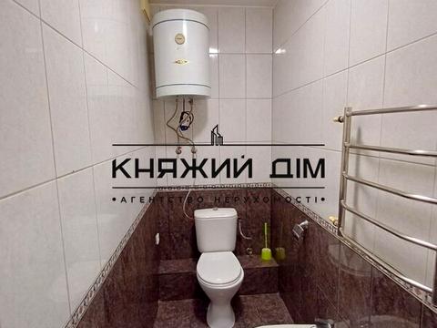 комерційна за адресою Бориса Гмирі вул., 13
