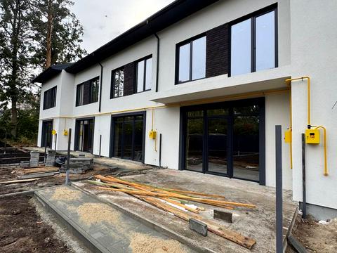 будинок за адресою Олени Теліги вул. (Лермонтова)