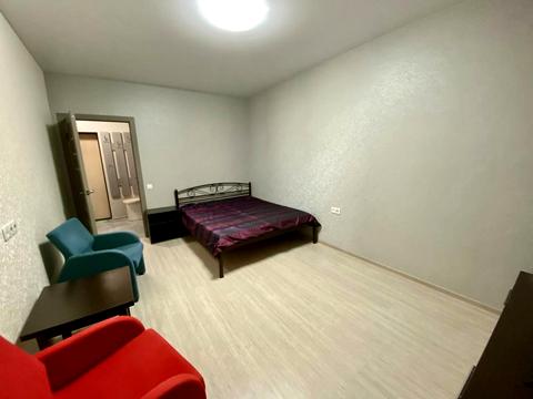 квартира по адресу Ревуцкого ул., 40-В