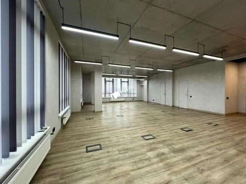 комерційна за адресою Жилянська вул., 68