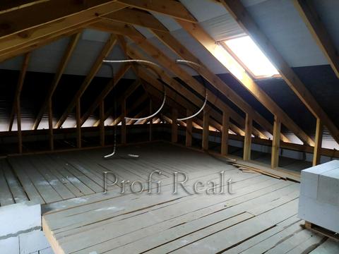 будинок за адресою с. Залісся, Софія вулиця, 8Б