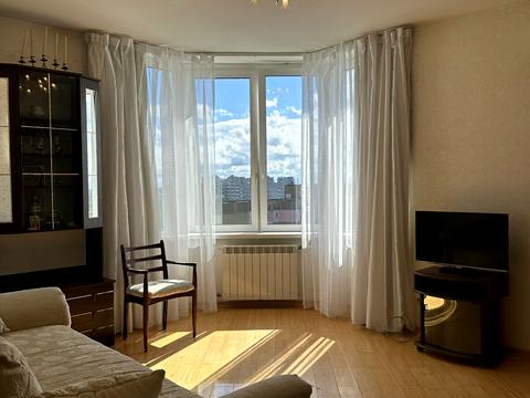 квартира за адресою Осіння вул., 33