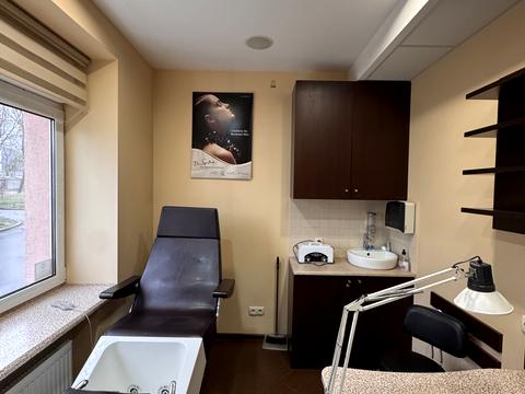 комерційна за адресою Берестейський просп. (Перемоги), 74