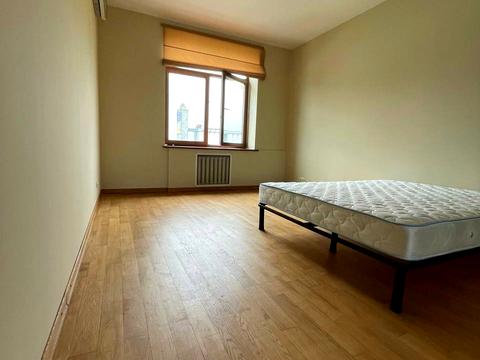 квартира за адресою Почайнинська вул., 23