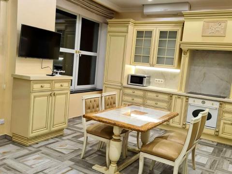 квартира за адресою Дмитра Яворницького просп. (Карла Маркса), 72-Б