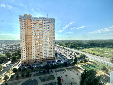 квартира за адресою Київ, Юрія Кондратюка вул., 7