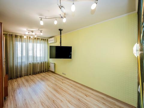 квартира за адресою Володимира Івасюка просп. (Героїв Сталінграду), 49