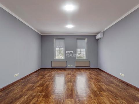 комерційна за адресою Володимира Самійленка вул. (Холмогорська), 17