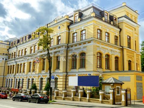 комерційна за адресою Бульварно-Кудрявська вул. (Воровського), 24