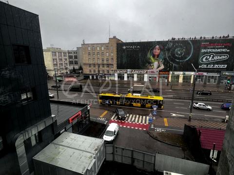 комерційна за адресою Степана Бандери просп. (Московський), 17/1