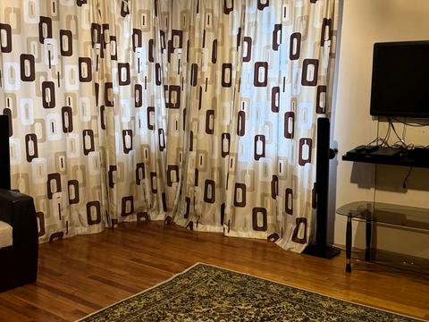 будинок за адресою Бабушкіна пл.