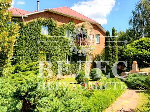 будинок за адресою Київська вул., 1