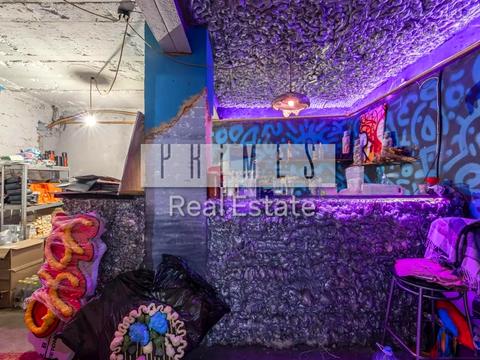 комерційна за адресою Кудрявська вул., 8-А