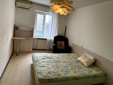 квартира за адресою Академіка Доброхотова вул., 15