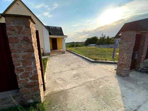 будинок за адресою Центральна