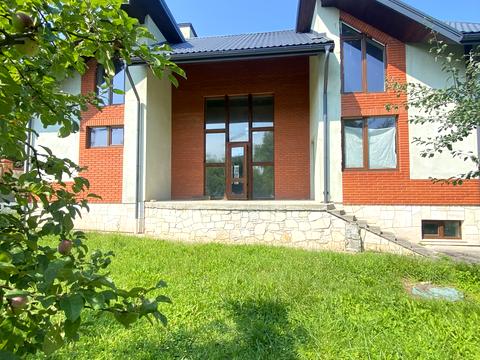 будинок за адресою Лісна вул.